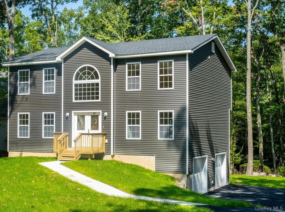 Photo of 17 Mountain Top Road, Mountain Dale, NY 12763 (MLS # 1044500)