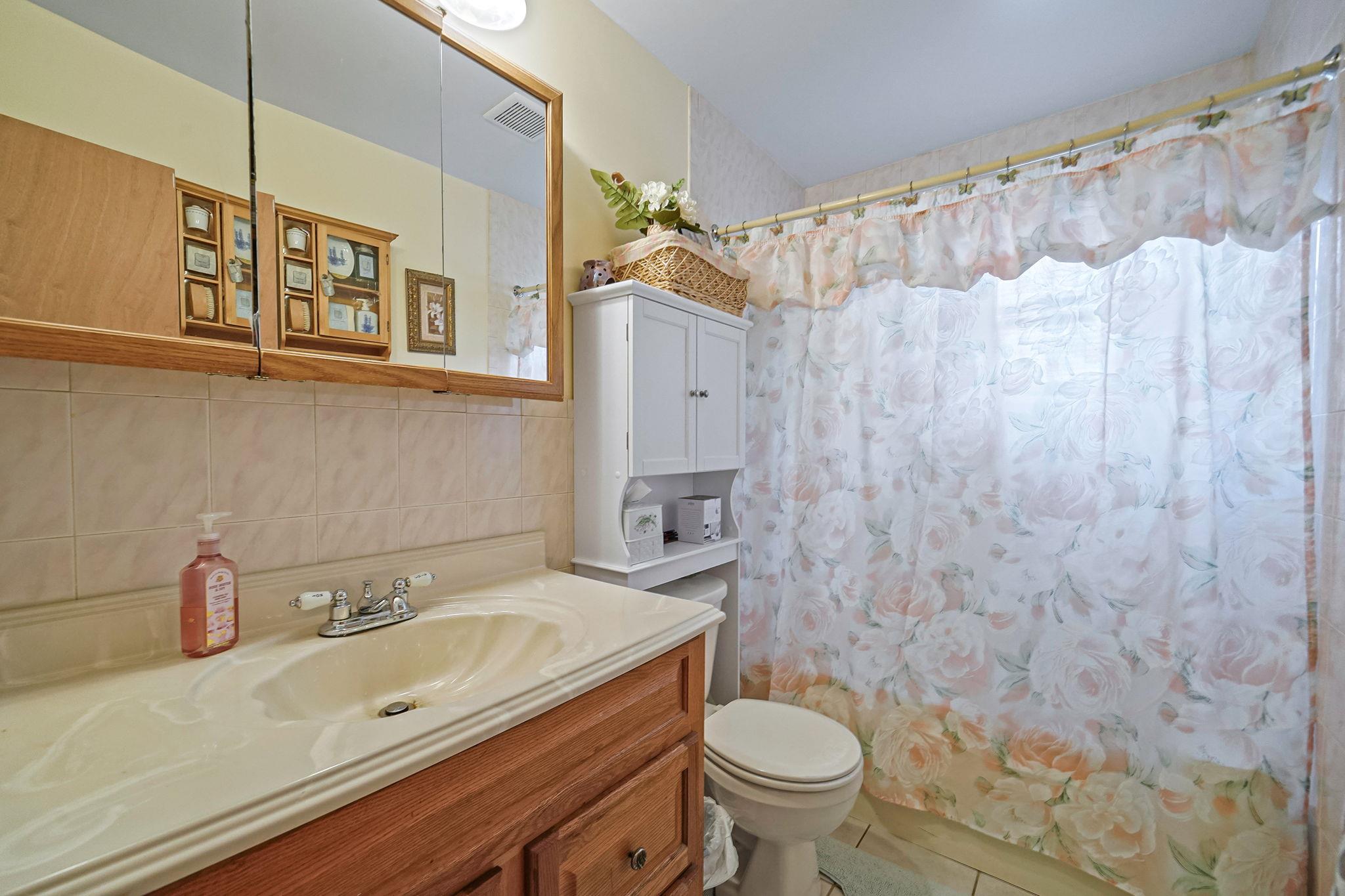 54 Williams Avenue, Amityville, New York image 19