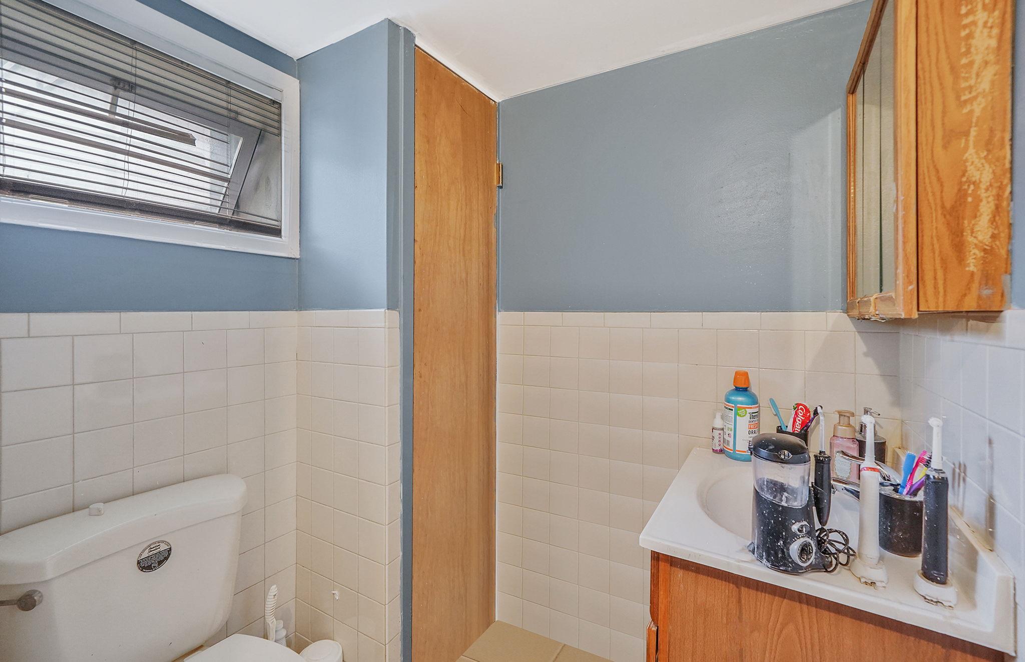 54 Williams Avenue, Amityville, New York image 25