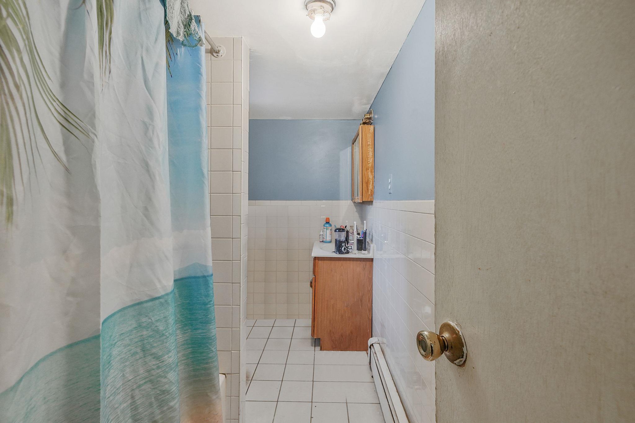 54 Williams Avenue, Amityville, New York image 24