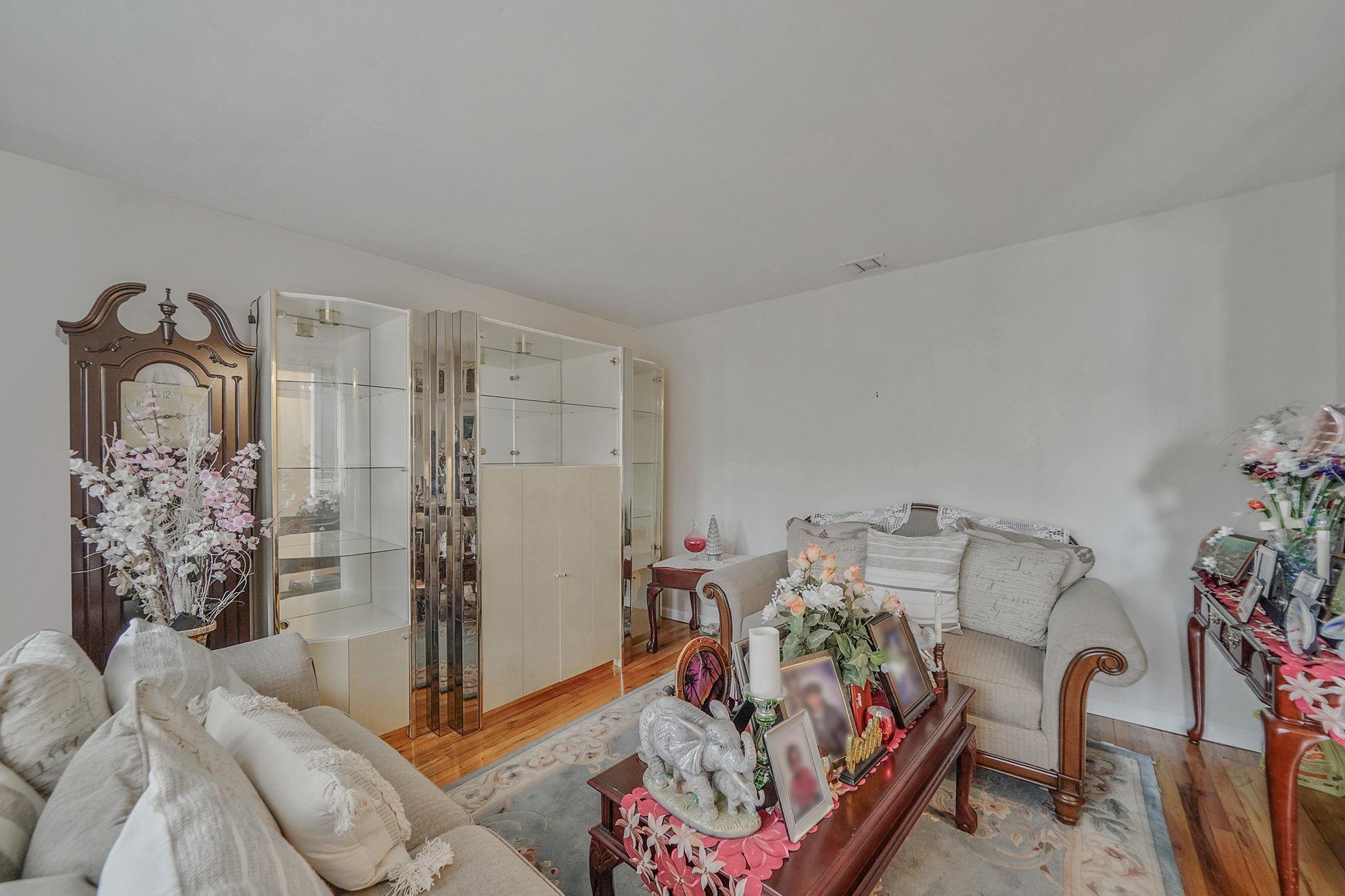 54 Williams Avenue, Amityville, New York image 4