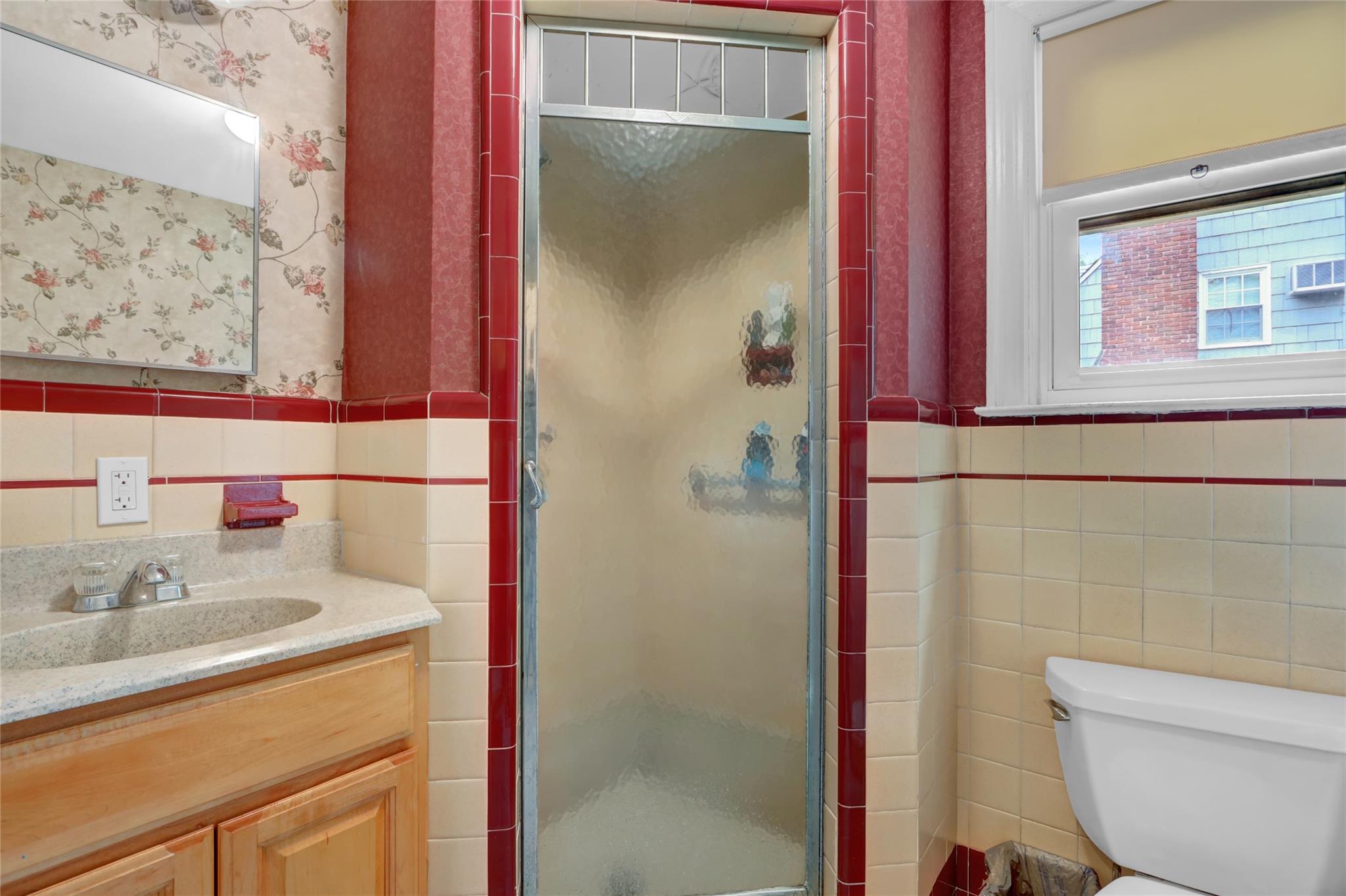 12 Lowell Road, Port Washington, New York image 14