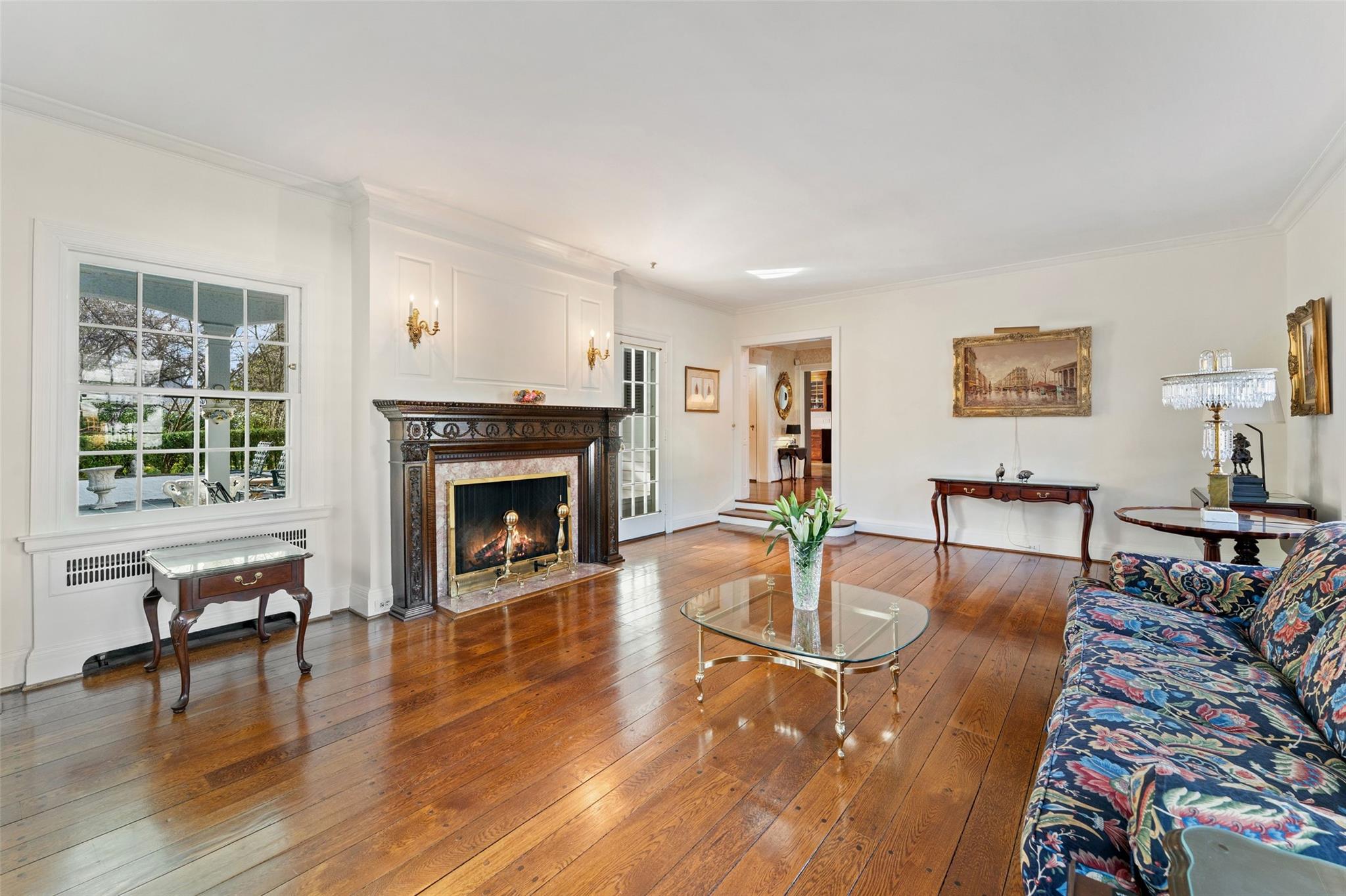 28 W Ridgecroft Road, Bronxville, New York image 6