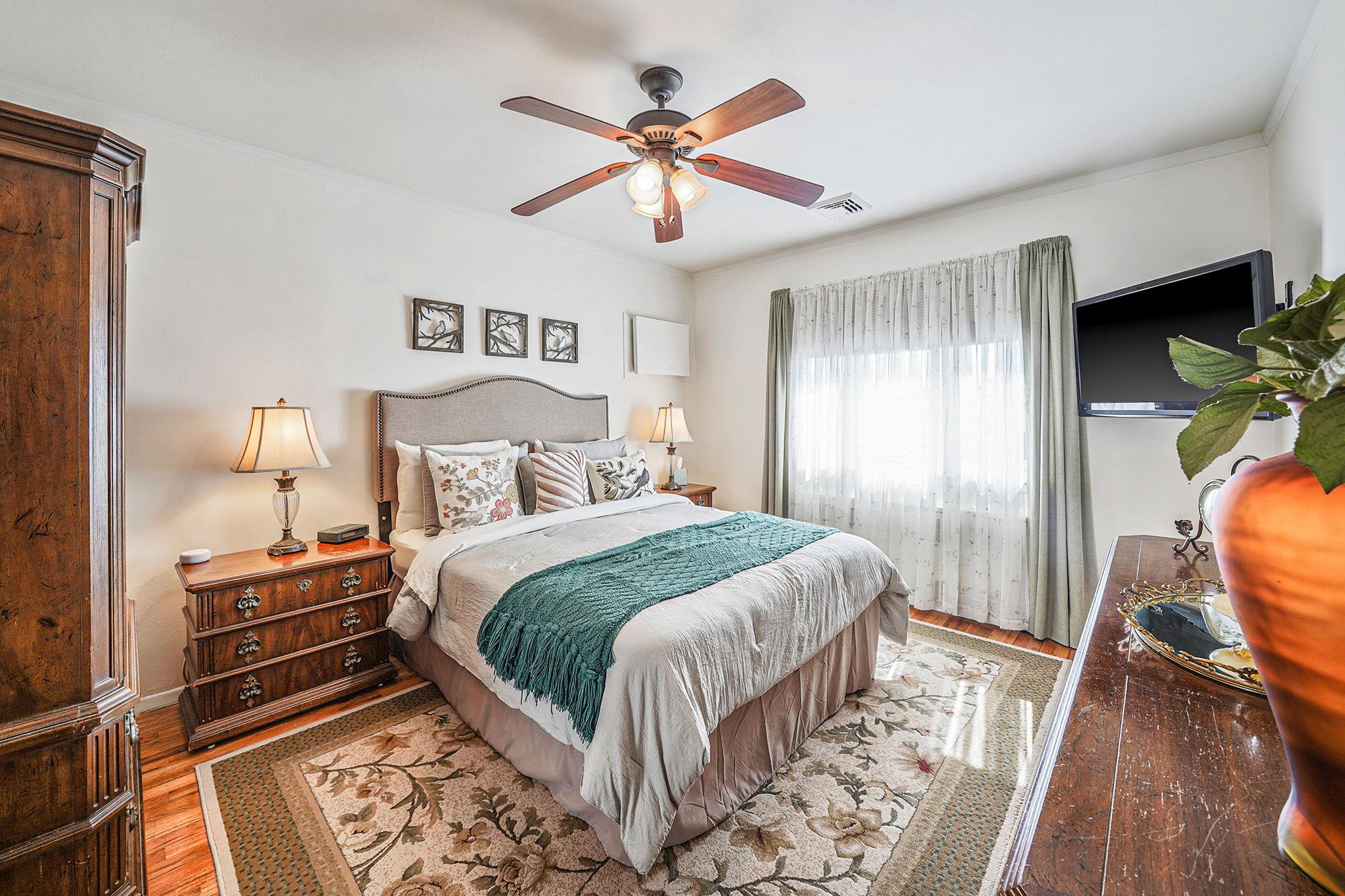 4019 Eve Drive, Seaford, New York image 11