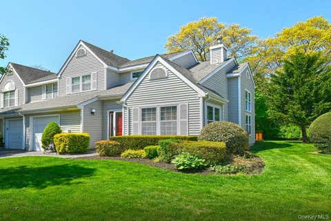 Photo of 26 Mystic Circle #26, Bay Shore, NY 11706 (MLS # 1025469)