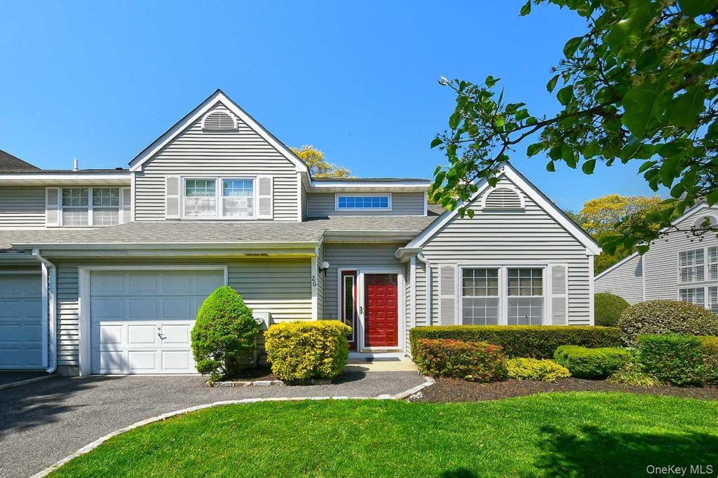 Photo of 26 Mystic Circle #26, Bay Shore, NY 11706 (MLS # 1025469)