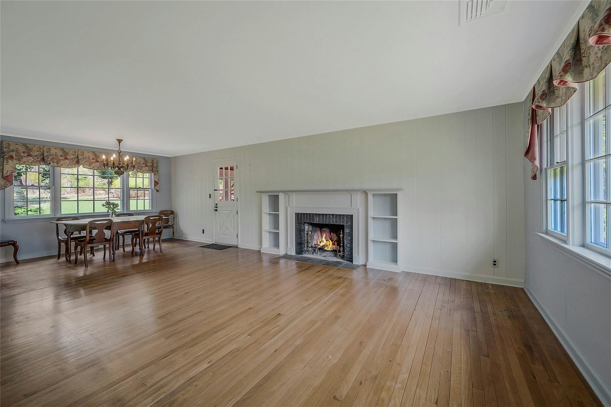 21 Dairy Farm Road, Stony Brook, New York image 6