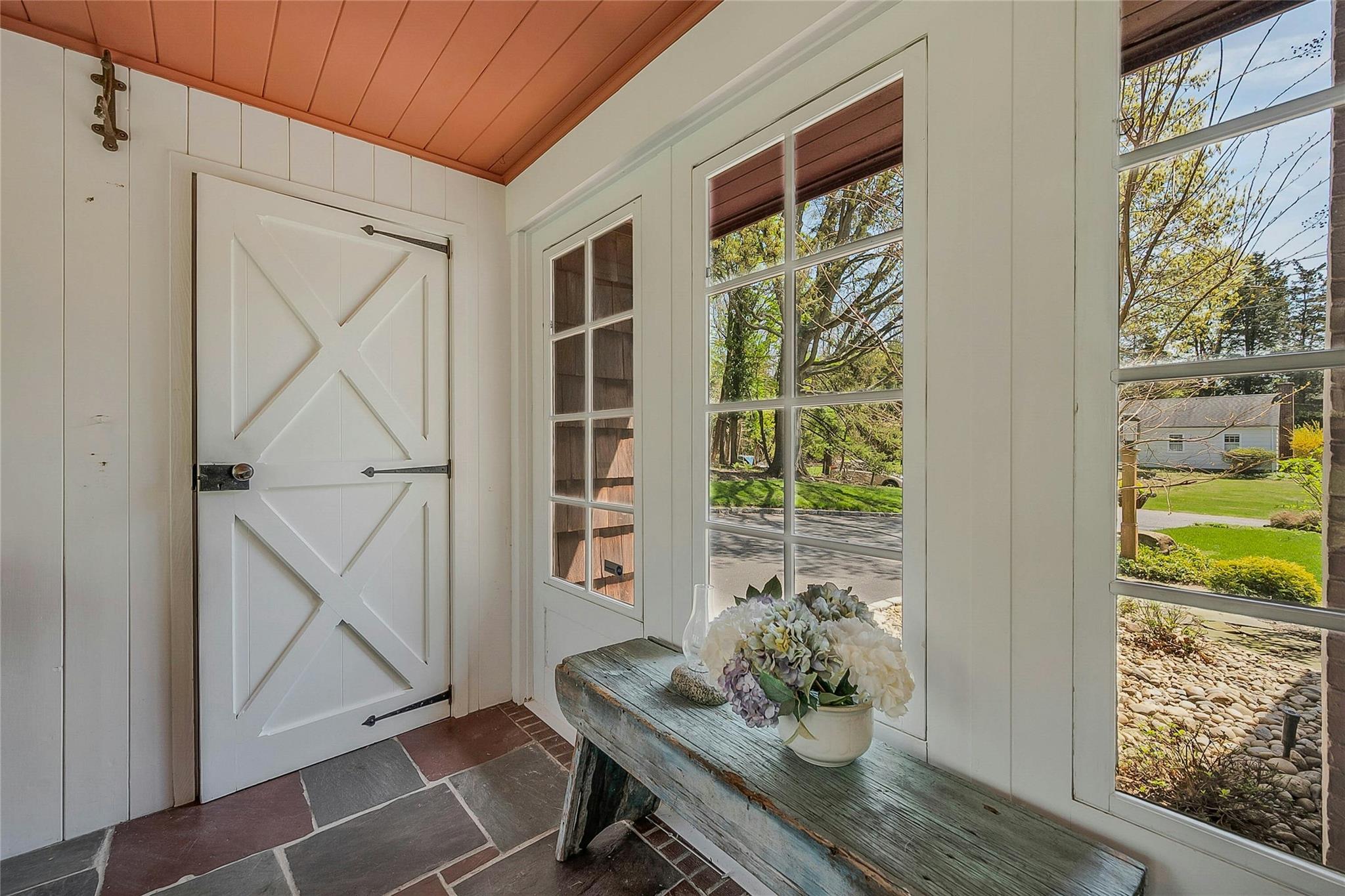 21 Dairy Farm Road, Stony Brook, New York image 10