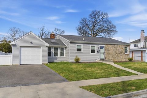 Homes For Sale - 111 Shepherd Street<br/> Rockville Centre, NY 11570