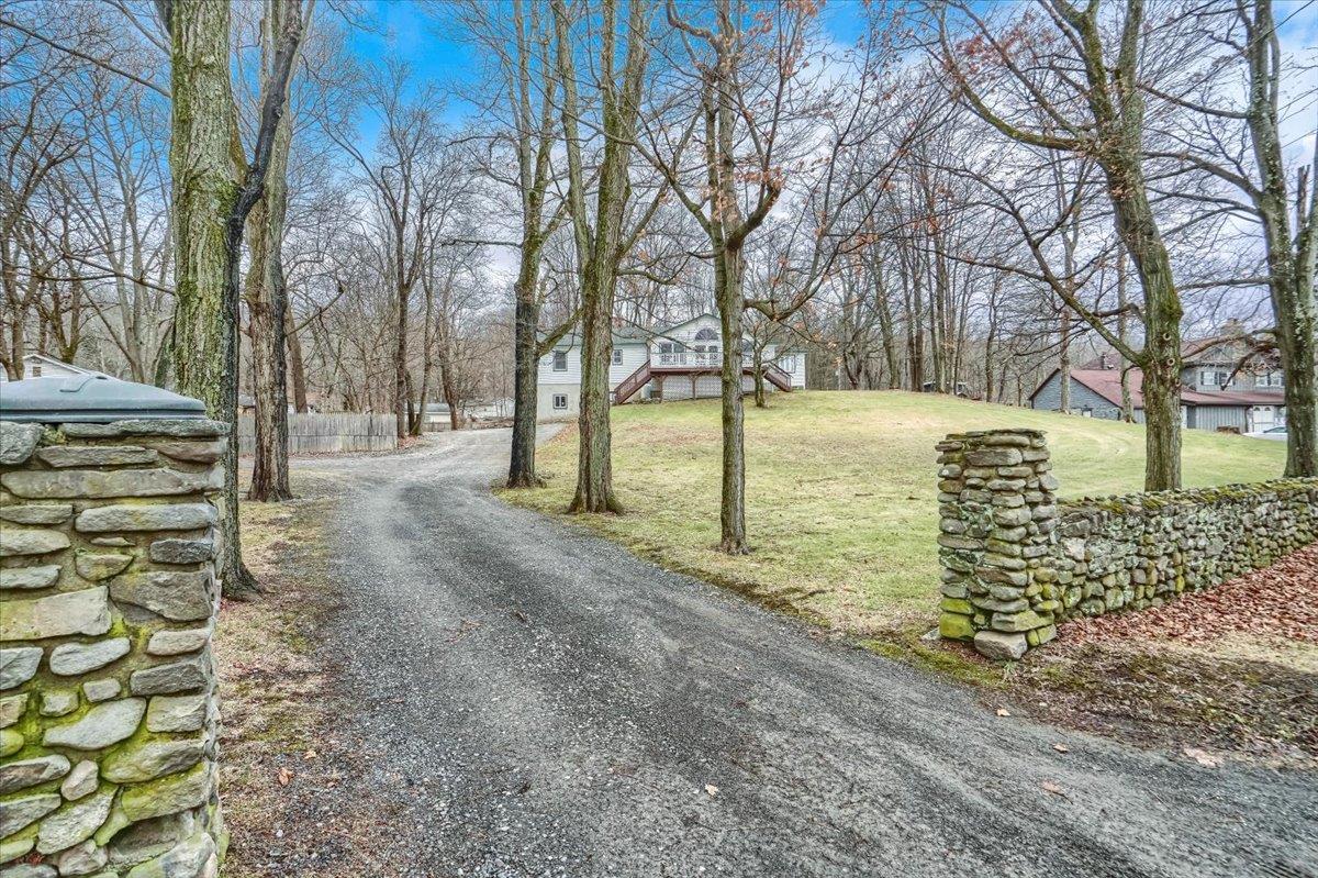 279 Mountain Lodge Road, Monroe, New York image 16