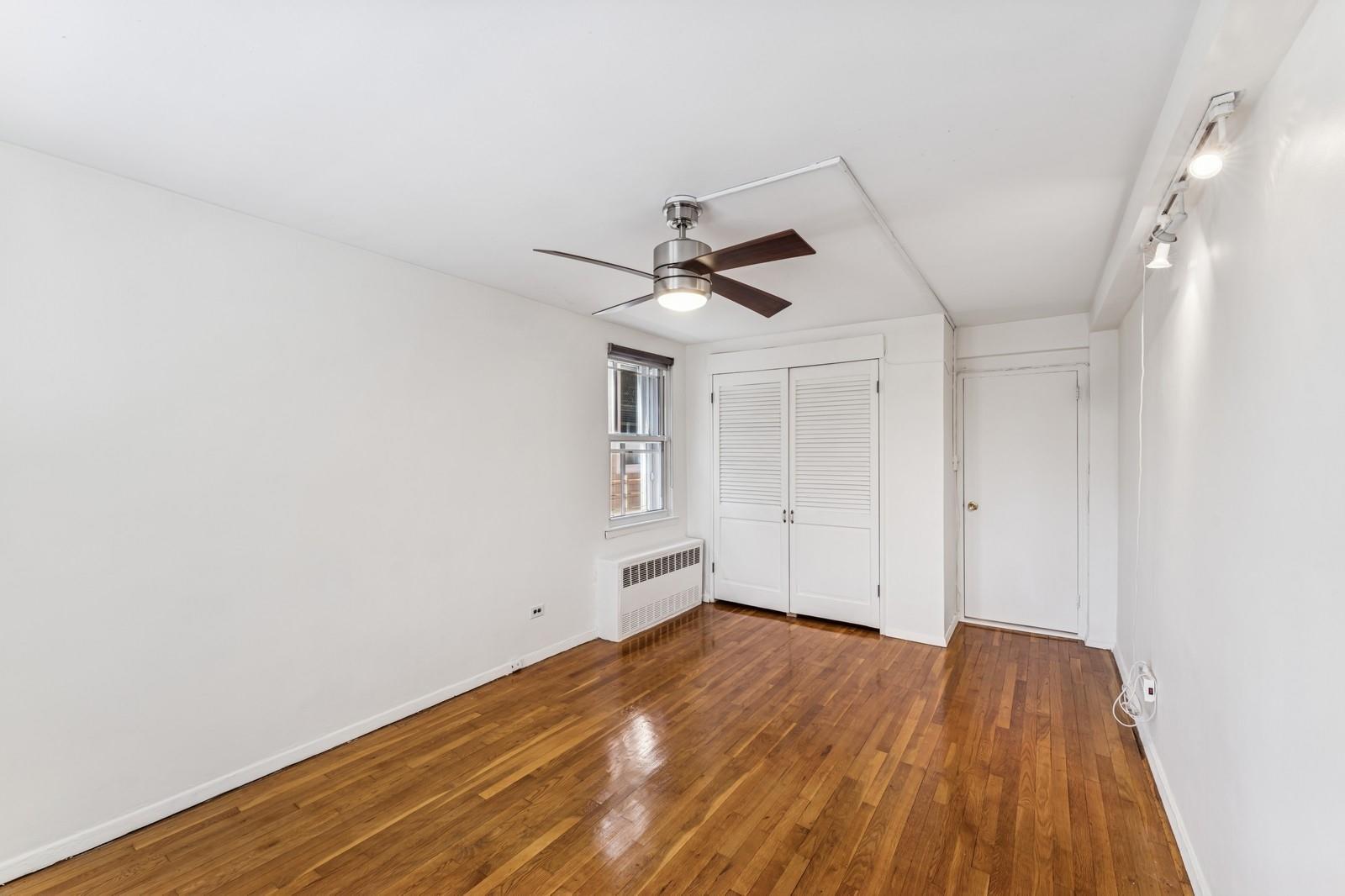 241-20 Northern Boulevard #2B, Little Neck, New York image 15