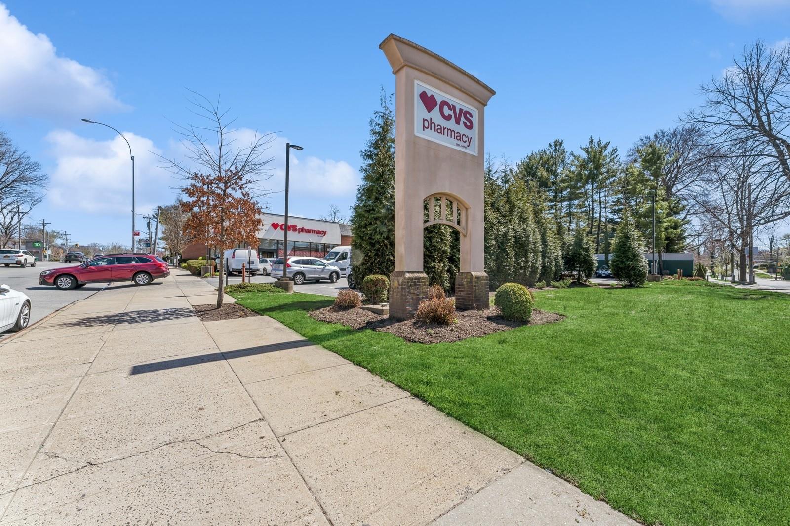 241-20 Northern Boulevard #2B, Little Neck, New York image 25