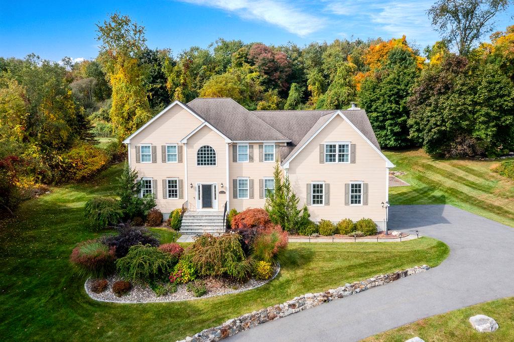 15 River Run, Carmel, New York image 1