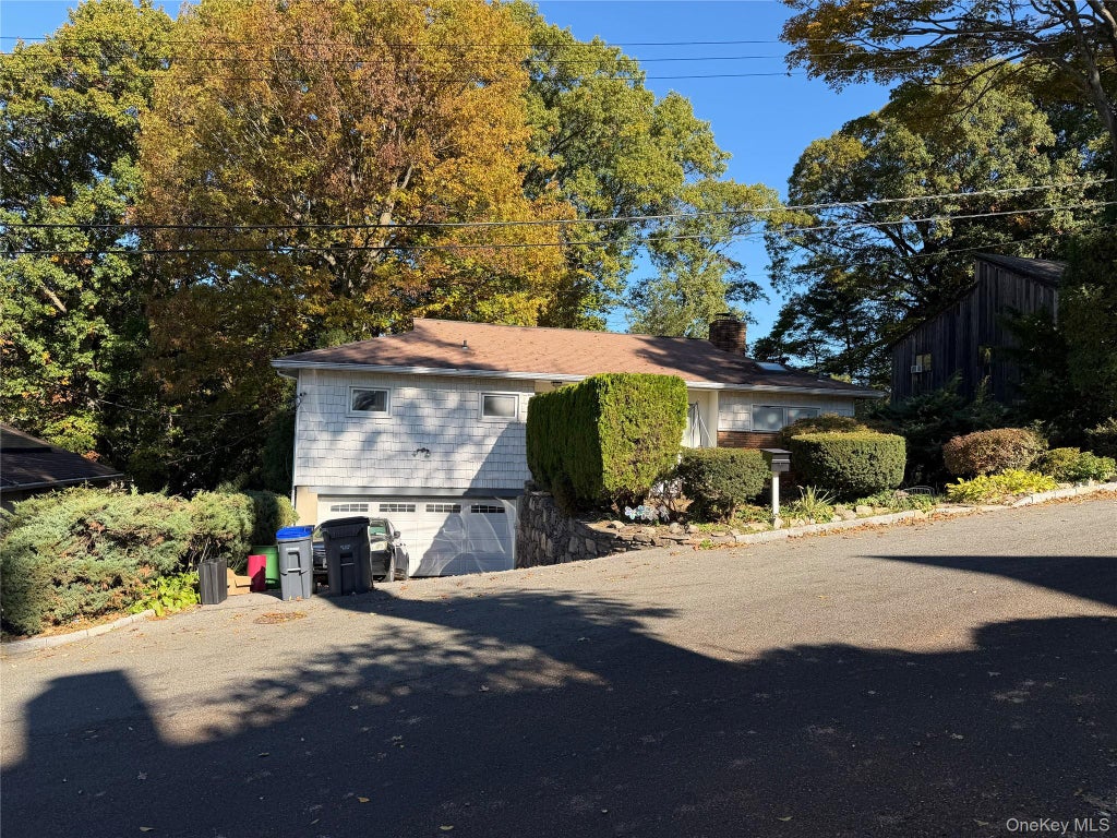 Photo of 120 Maryton Road, White Plains, NY 10603 (MLS # 1066564)