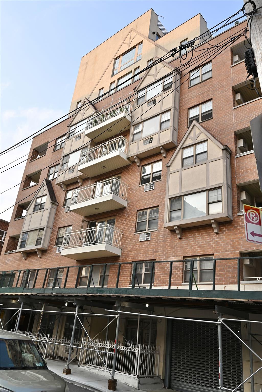 Property for Sale at 117th Street St 5C, Richmond Hill, Queens, NY - Bedrooms: 1 
Bathrooms: 1 
Rooms: 3  - $415,000