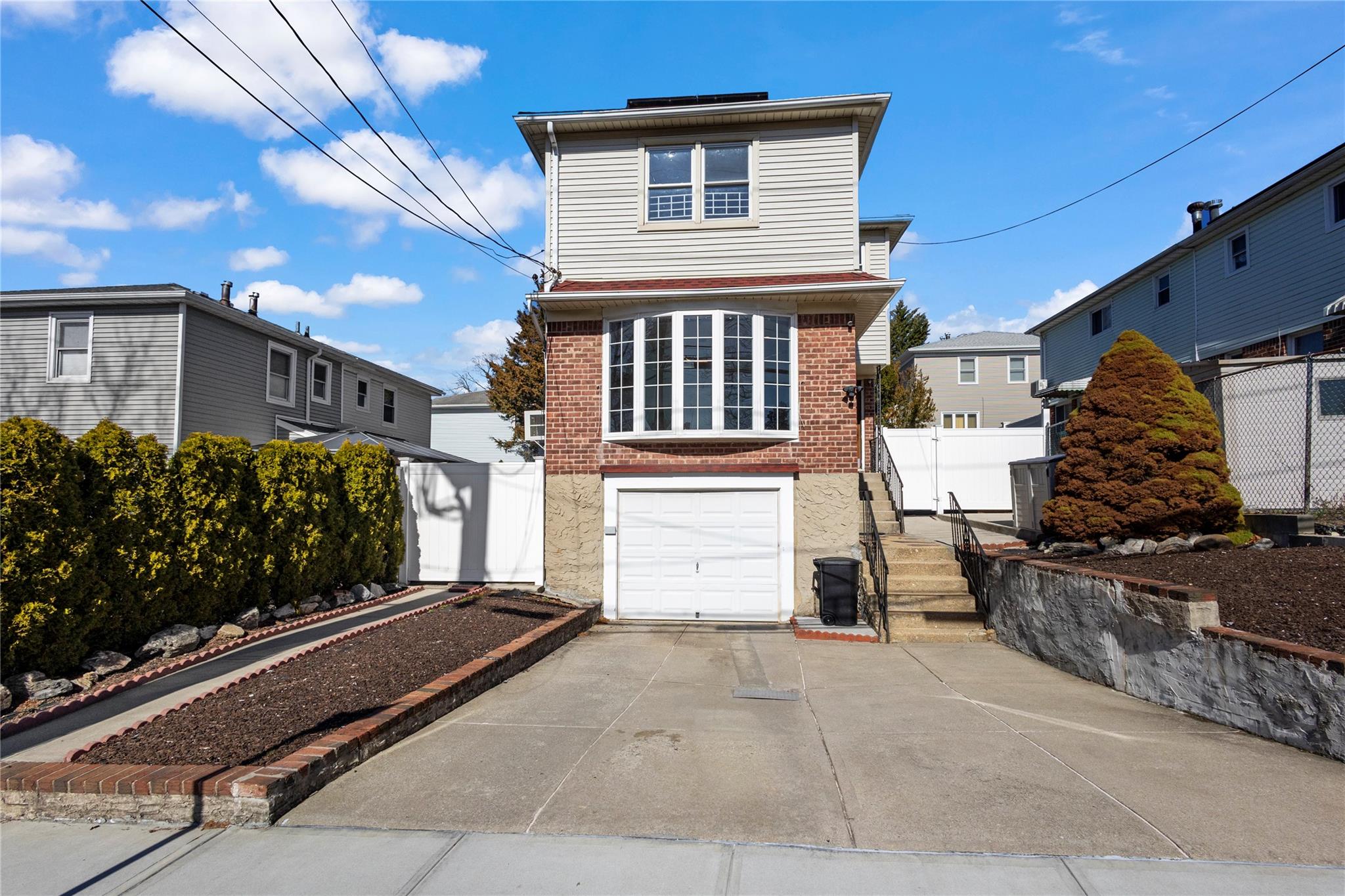 3937 Little Neck Parkway, Little Neck, New York image 1