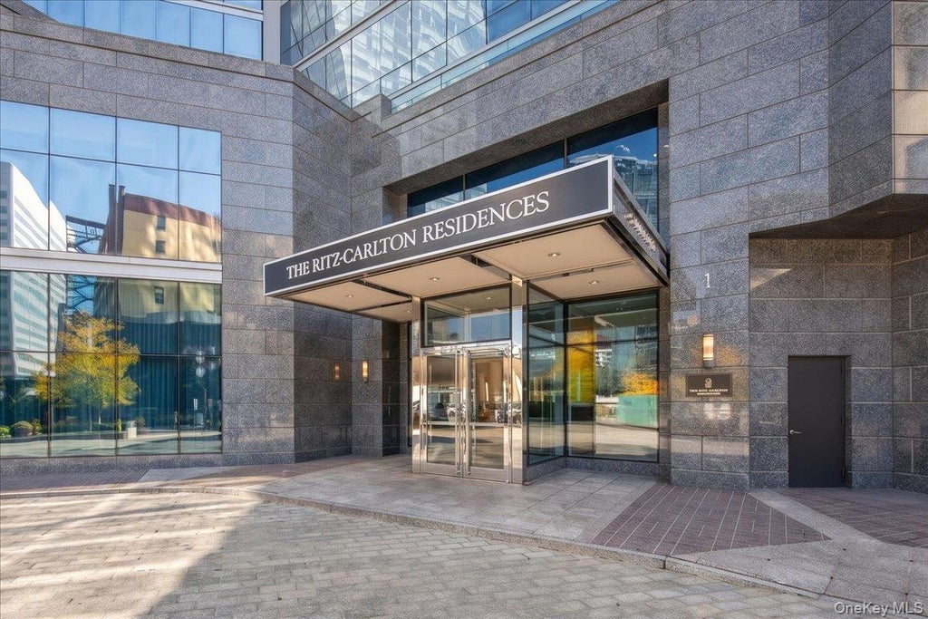 Photo of 1 Renaissance Square #23C, White Plains, NY 10601 (MLS # 1059613)