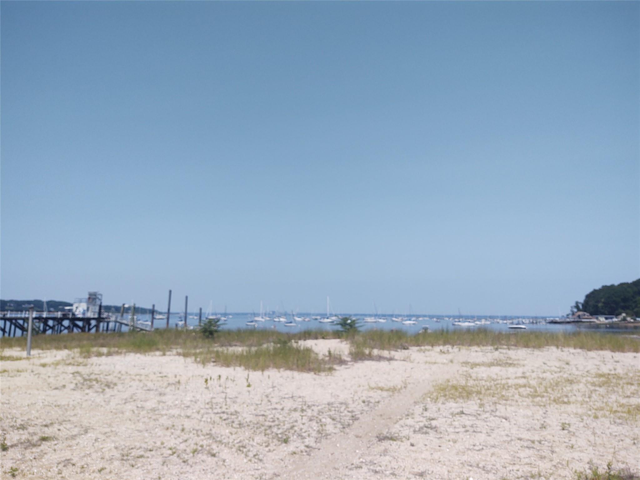 16 The Boulevard, Sea Cliff, New York image 24