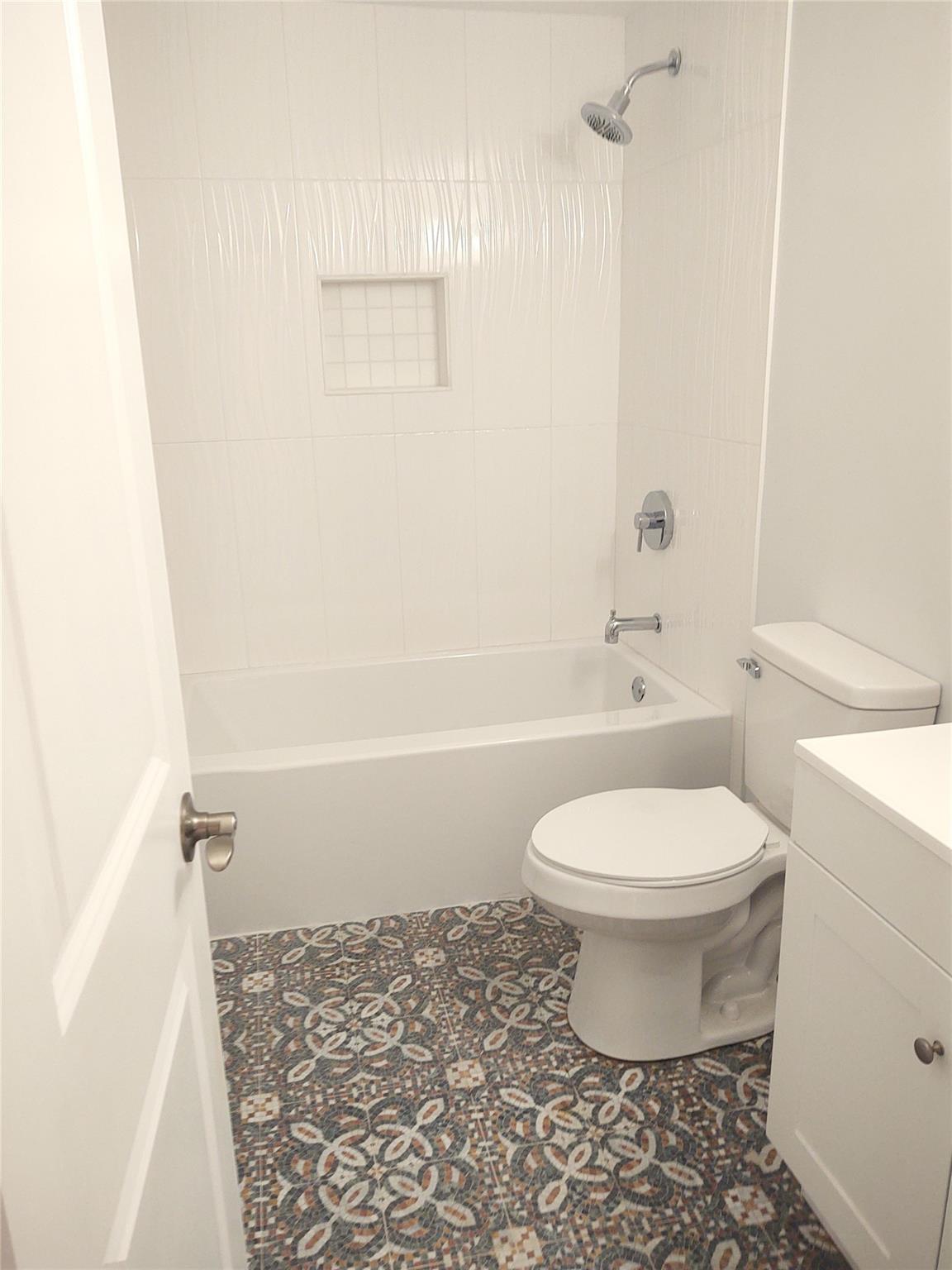 16 The Boulevard, Sea Cliff, New York image 27