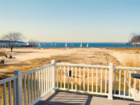 16 The Boulevard Sea Cliff NY 11579