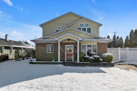 2528 Balsam Avenue East Meadow NY 11554
