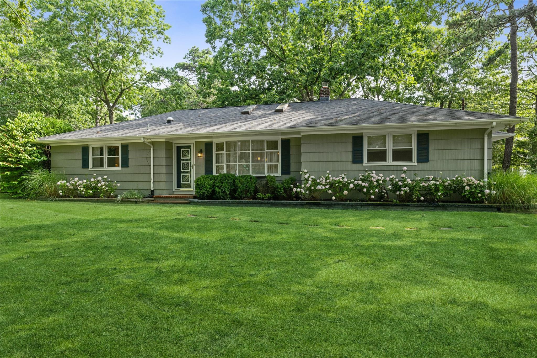 Rental Property at Sherwood Road, Hampton Bays, Hamptons, NY - Bedrooms: 3 
Bathrooms: 2  - $19,000 MO.