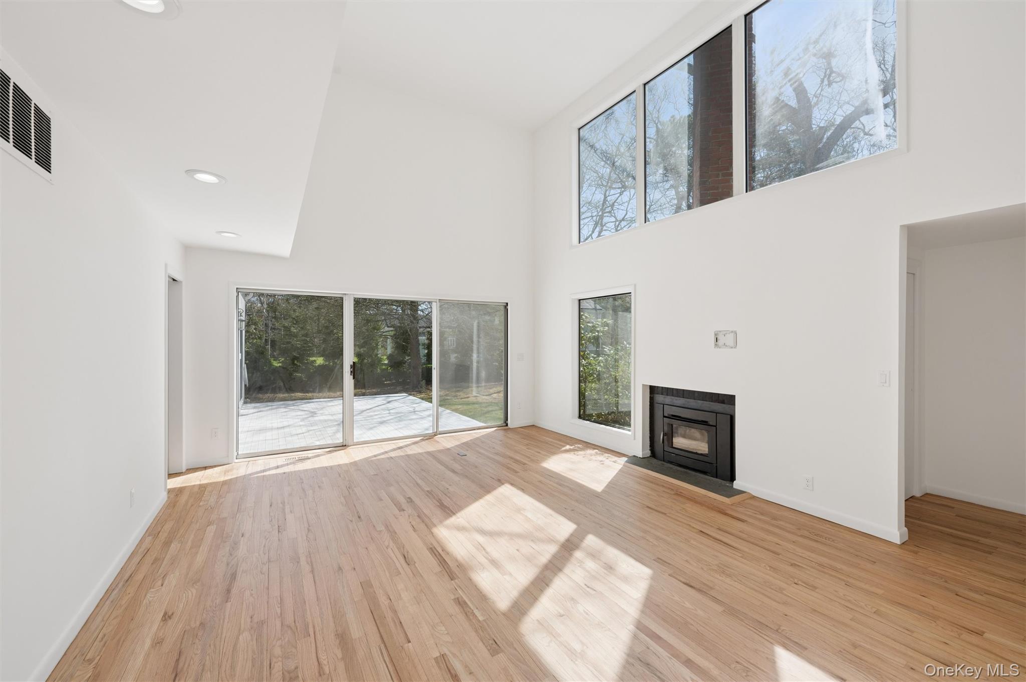 7 Pine Lane