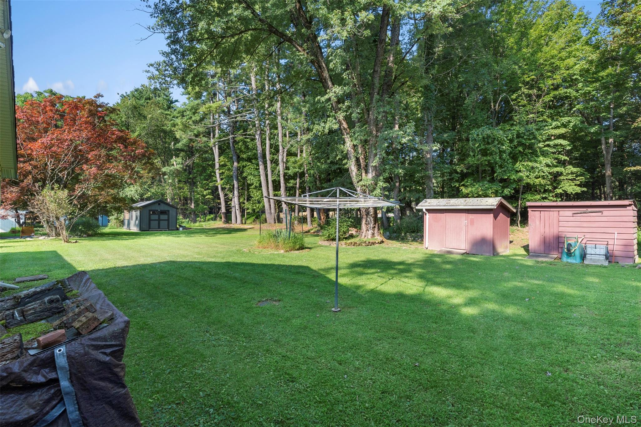 Woodstock, New York 12498, United States, 3 Bedrooms Bedrooms, ,1 BathroomBathrooms,Residential,Active,193676