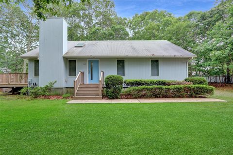 13 Eau Claire Street East Hampton NY 11937