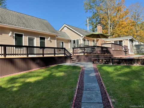 70 Camp Drive Rhinebeck NY 12572