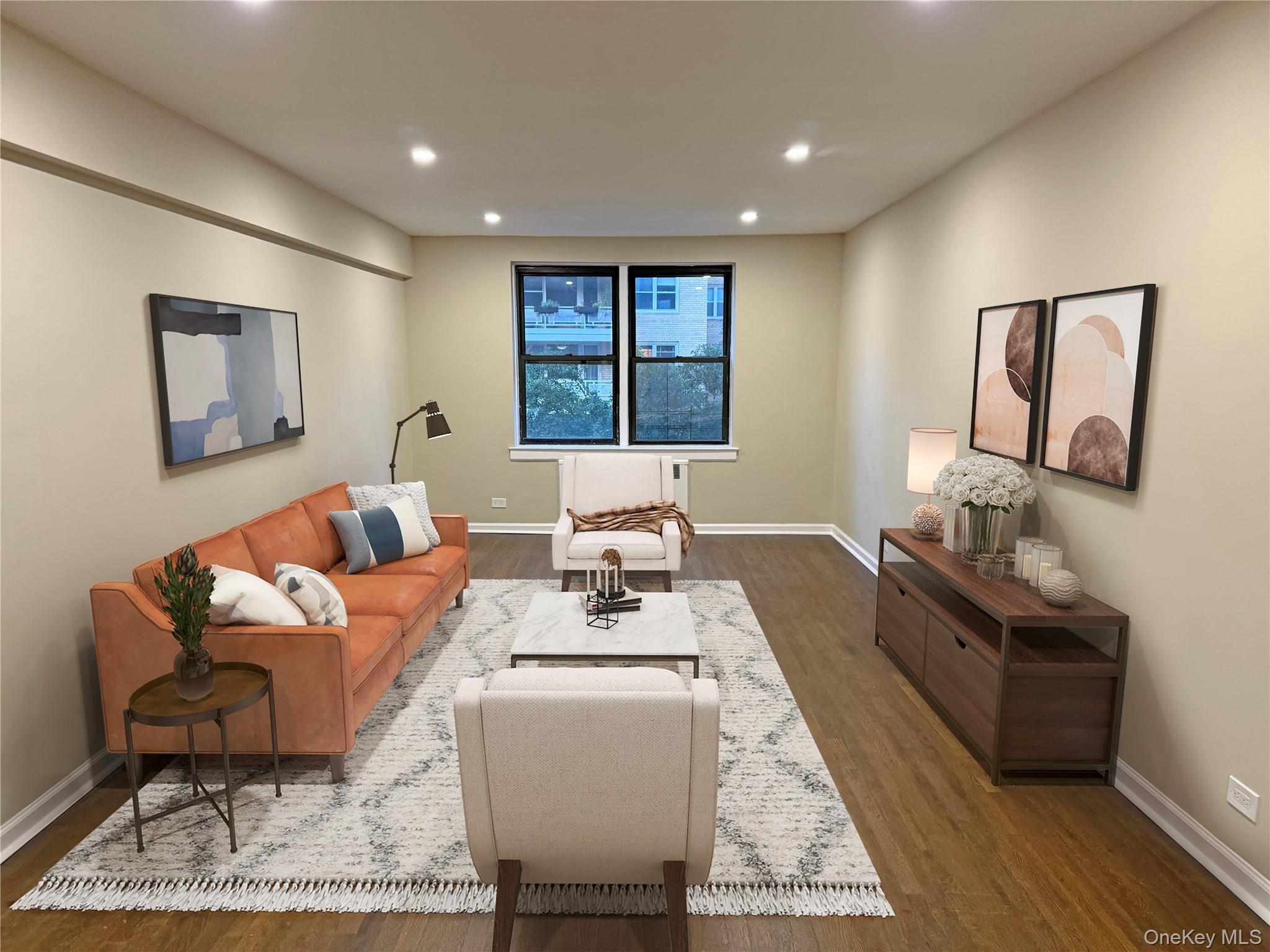 44-58 E 8th Street 3N