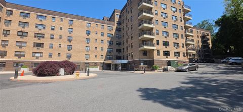 Homes For Sale - 505 Central Park Avenue #308<br/> White Plains, NY 10606