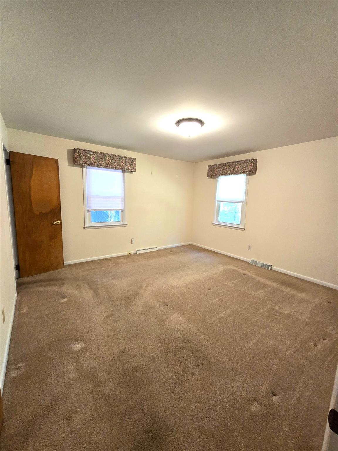 31 Whittier Boulevard, Poughkeepsie, New York image 12