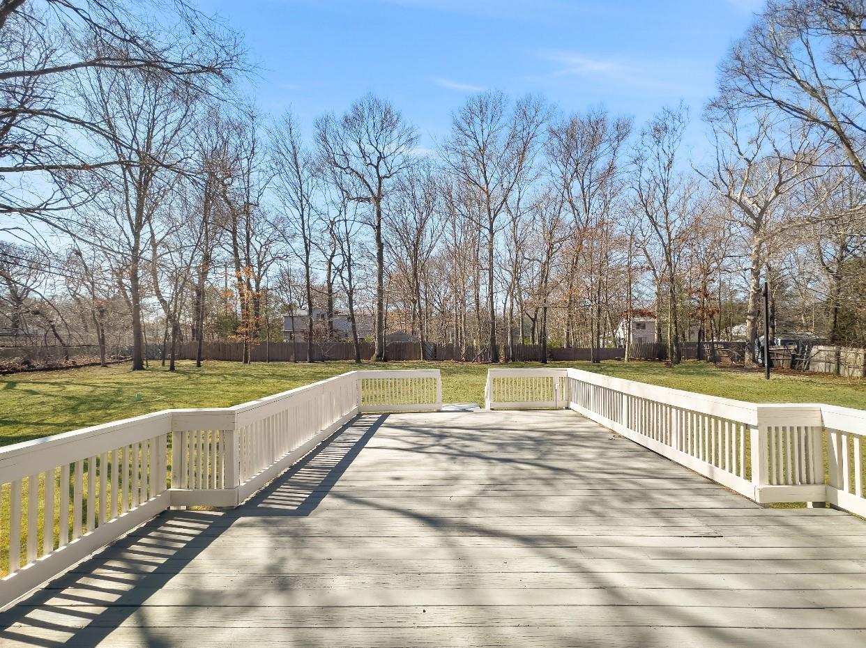 36 Arbutus Court, Ronkonkoma, New York image 3