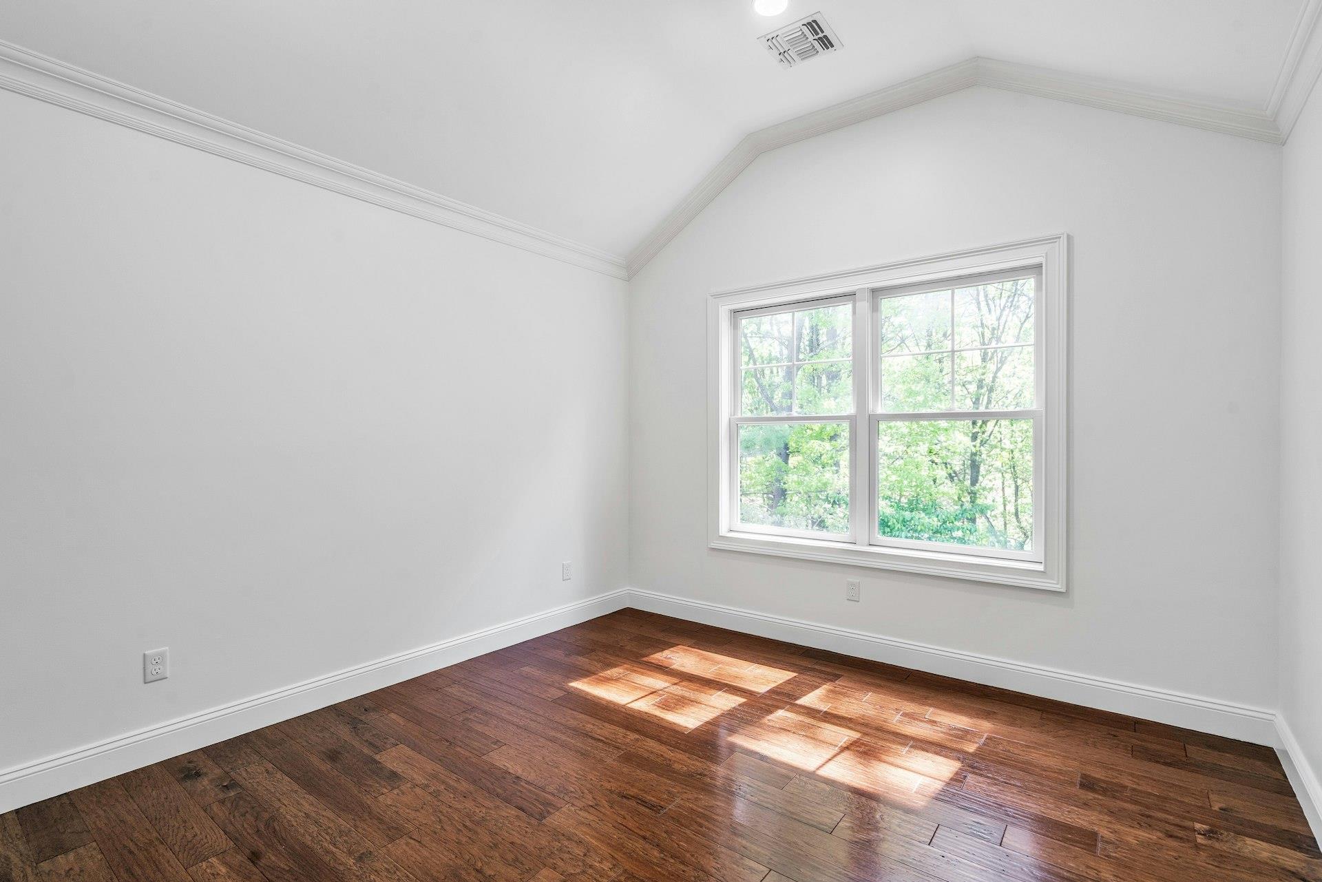 69101 Spruce Pond Circle #69101, Plainview, New York image 26