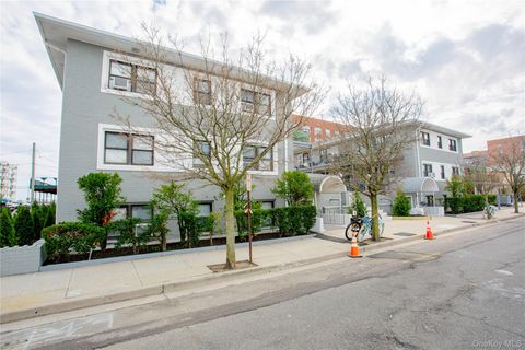 Photo of 470 E Broadway #A-10, Long Beach, NY 11561 (MLS # 986230)