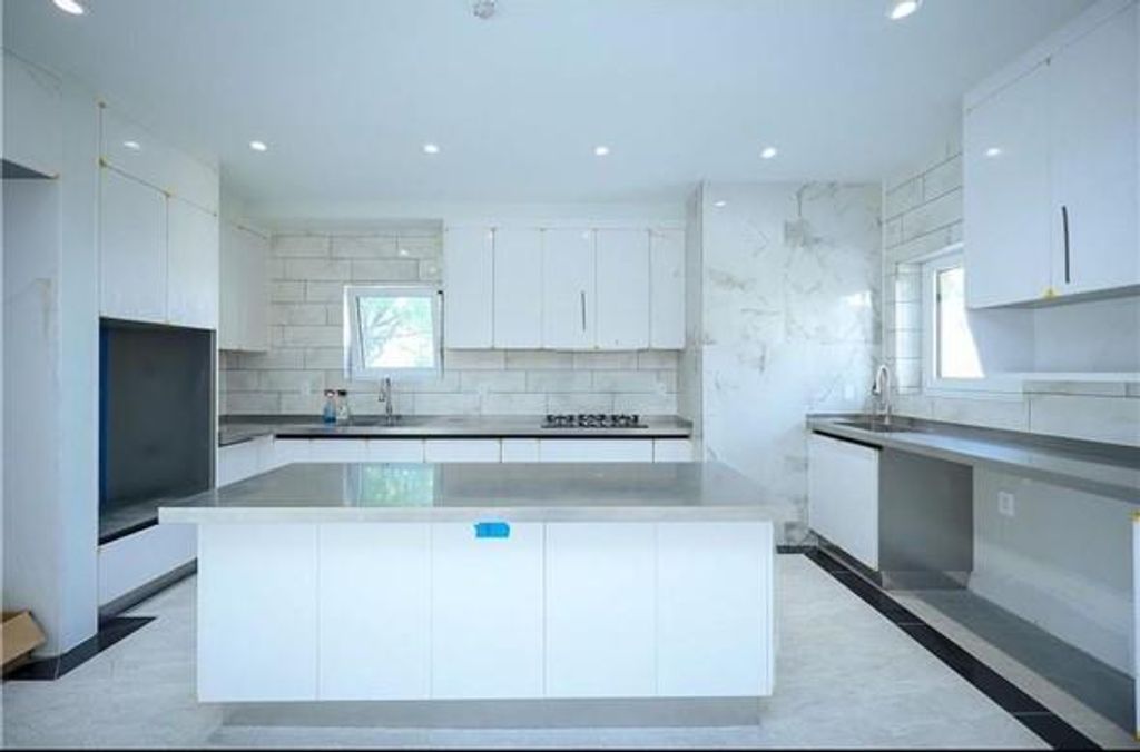 Photo of 75-03 181st St, Flushing, NY 11366 (MLS # 804787)
