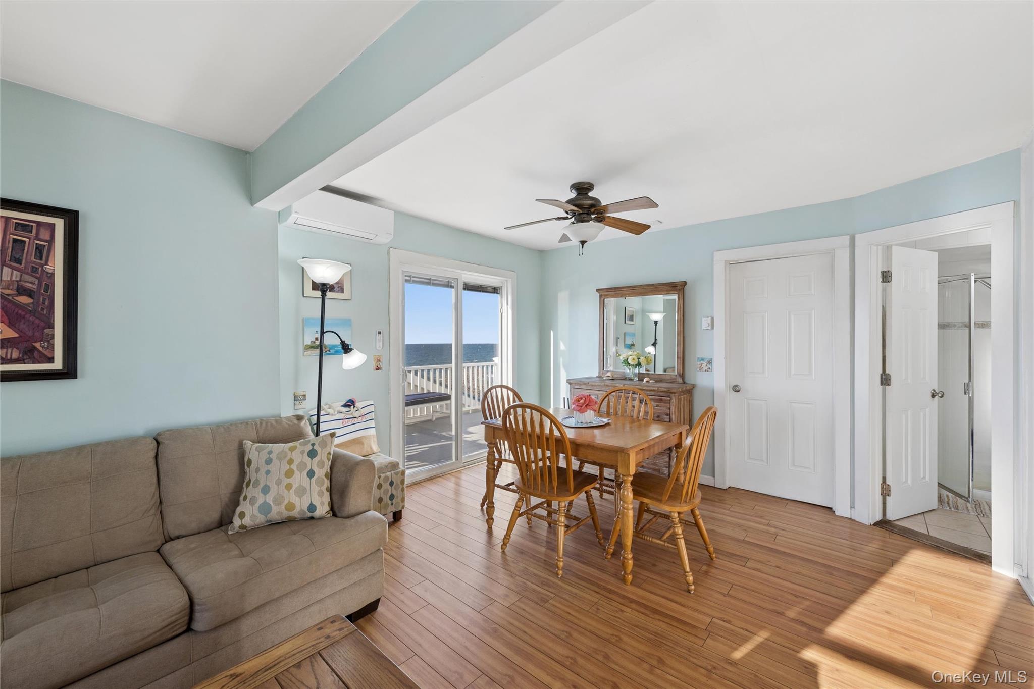 6 Soundview Drive North deck