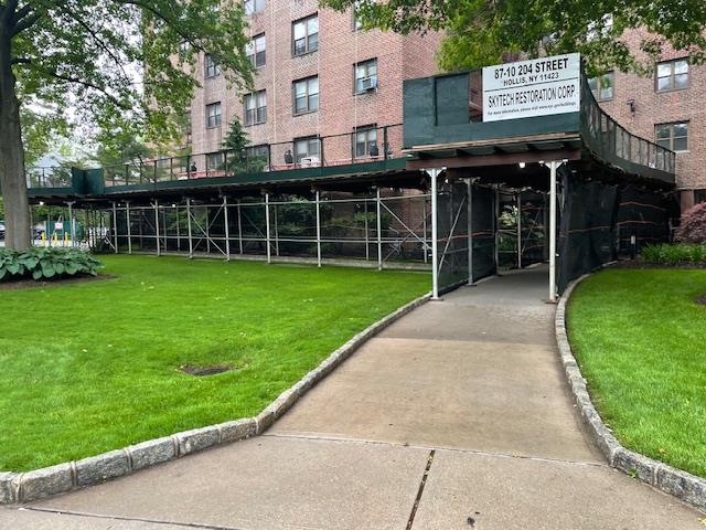 204 Steet St A-62, Hollis, Queens, NY - 1 Bedrooms  
1 Bathrooms  
3 Rooms - 