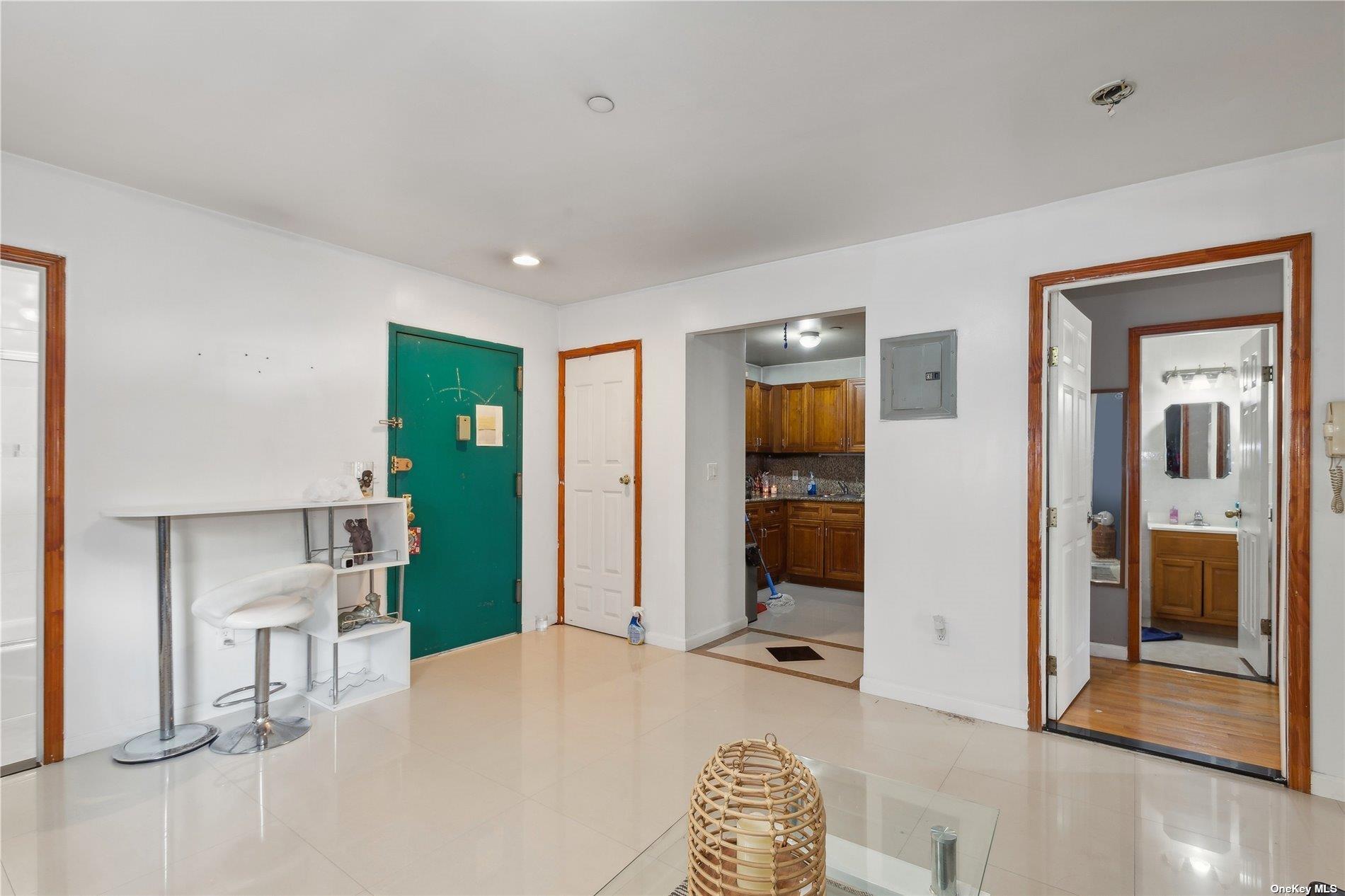 42-38 Judge Street 2A