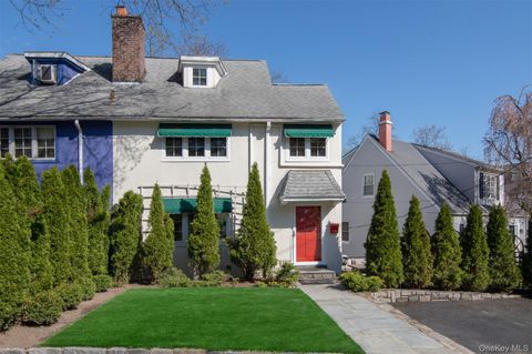 Photo of 73 Kensington Road, Bronxville, NY 10708 (MLS # 984908)