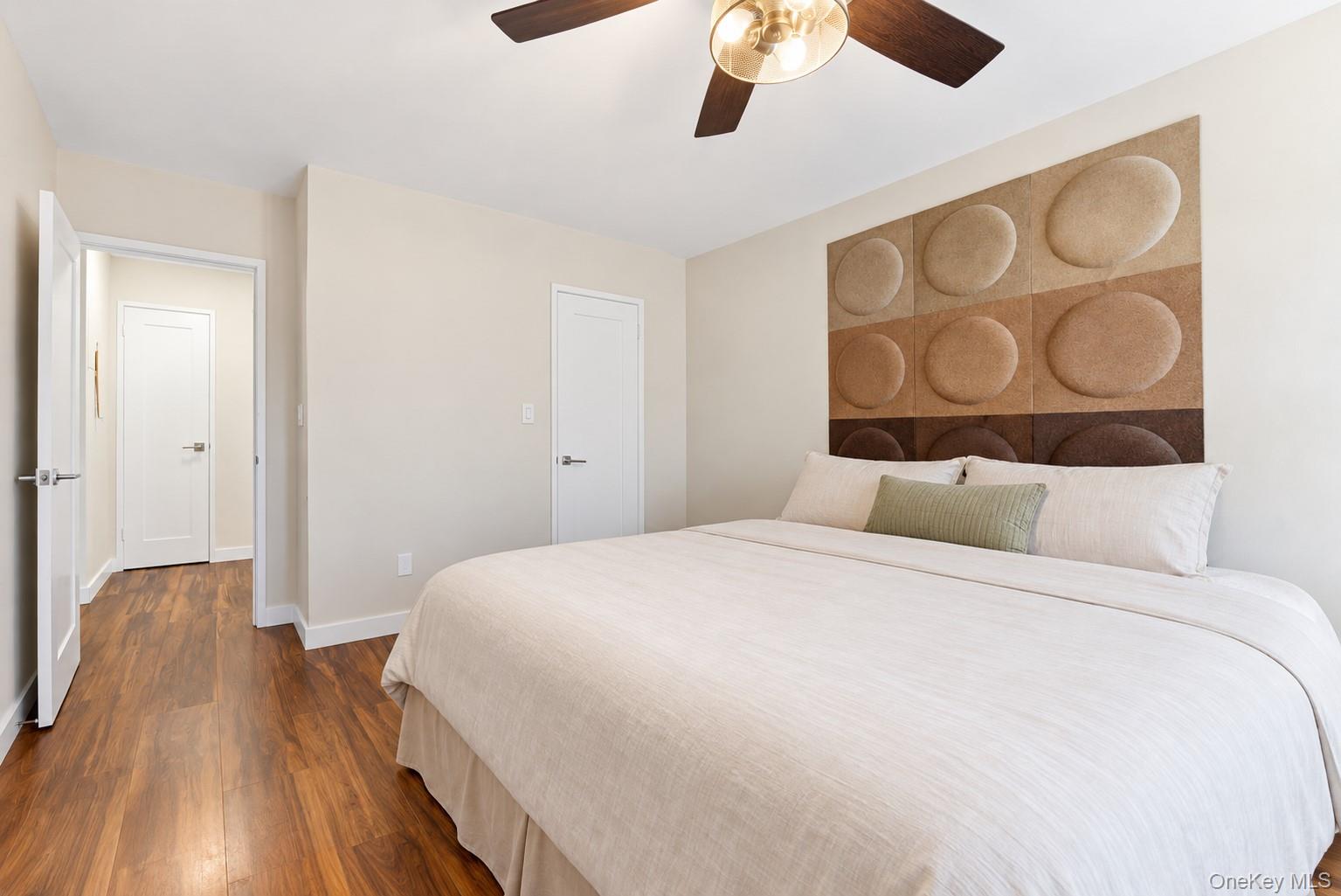 250 N Broadway 5B