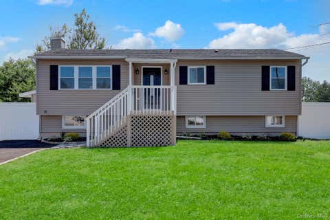 Homes For Rent - 3107 Gull Avenue<br/> Medford, NY 11763