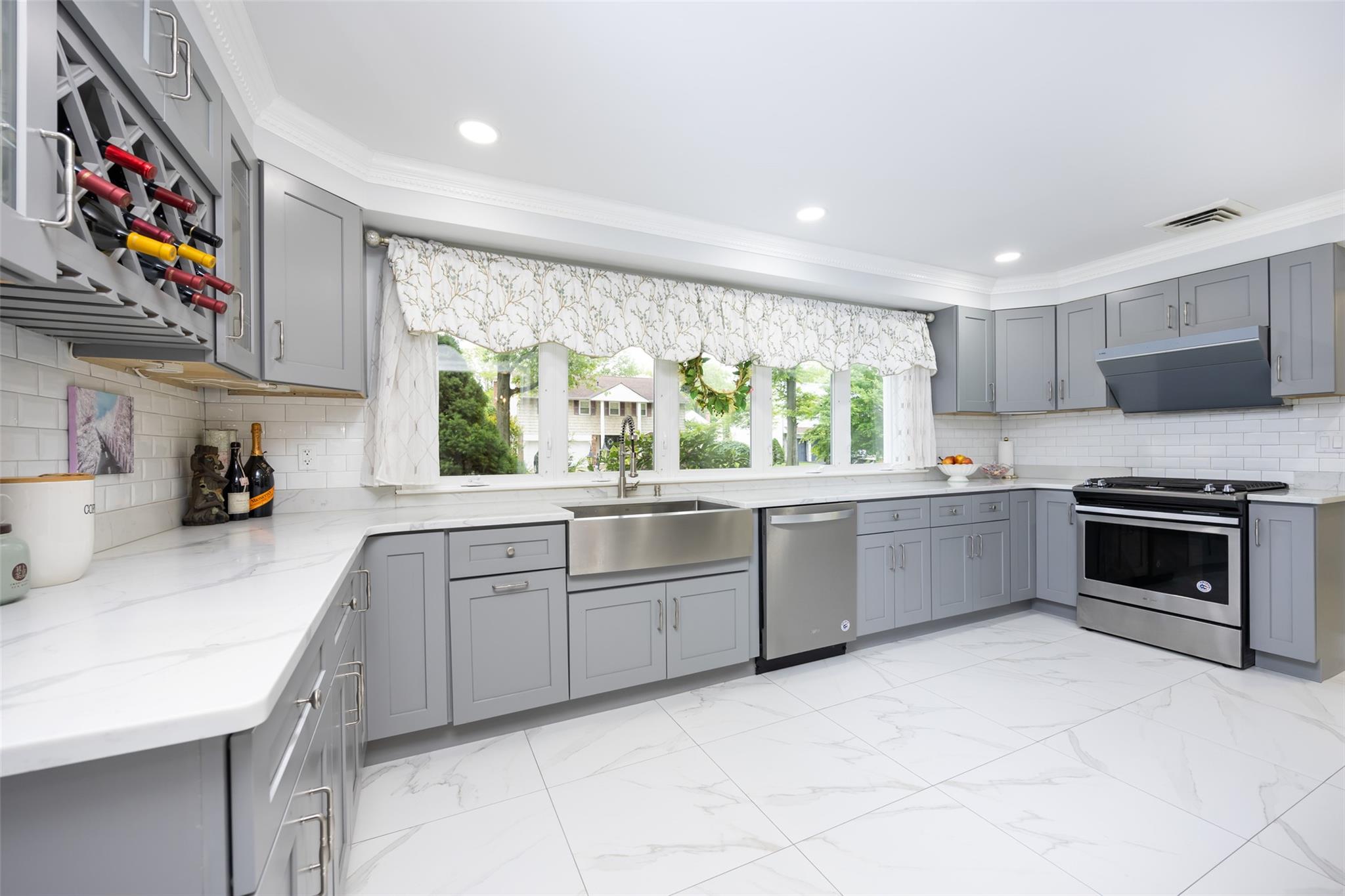 8 Marietta Drive, Westbury, New York image 9