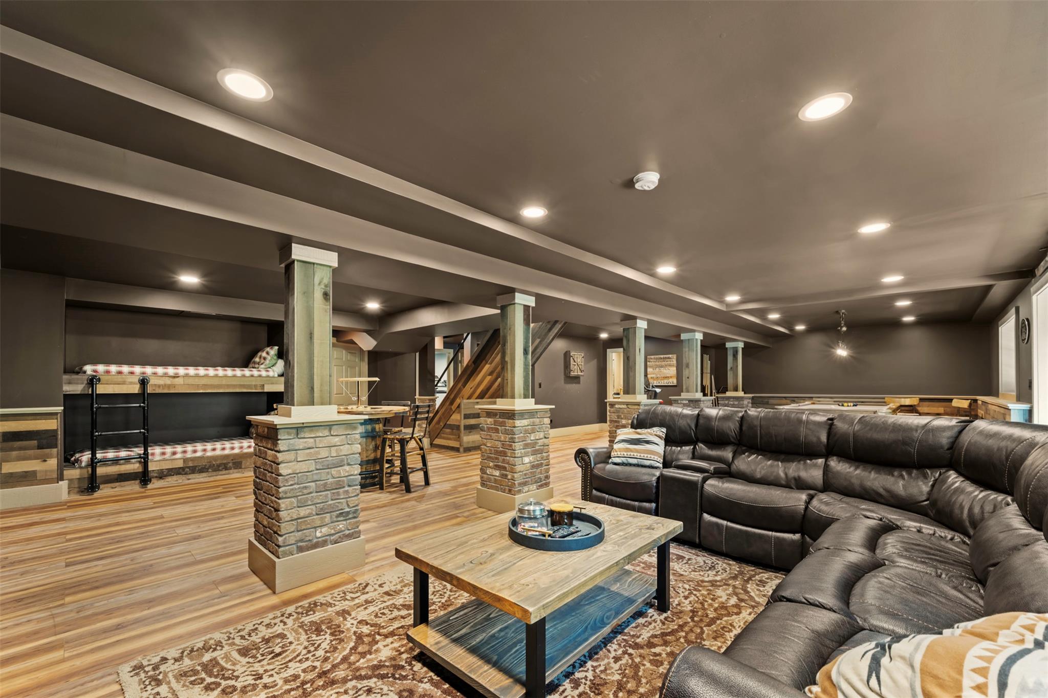 10 Brian Lane, Mount Sinai, New York image 41