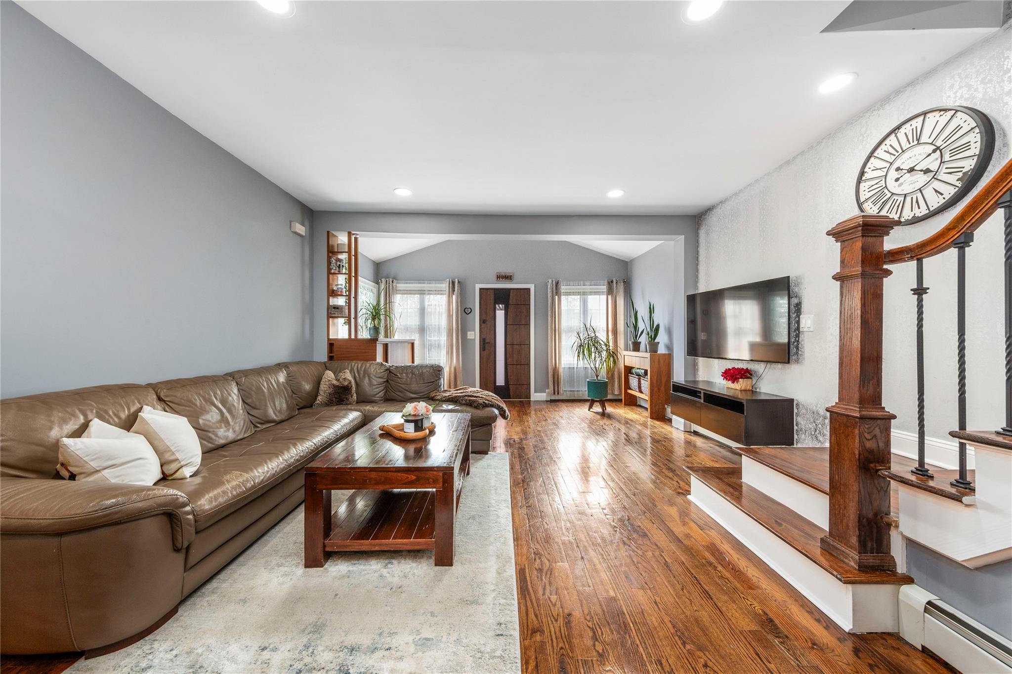 92-19 178th Street, Jamaica, New York image 6