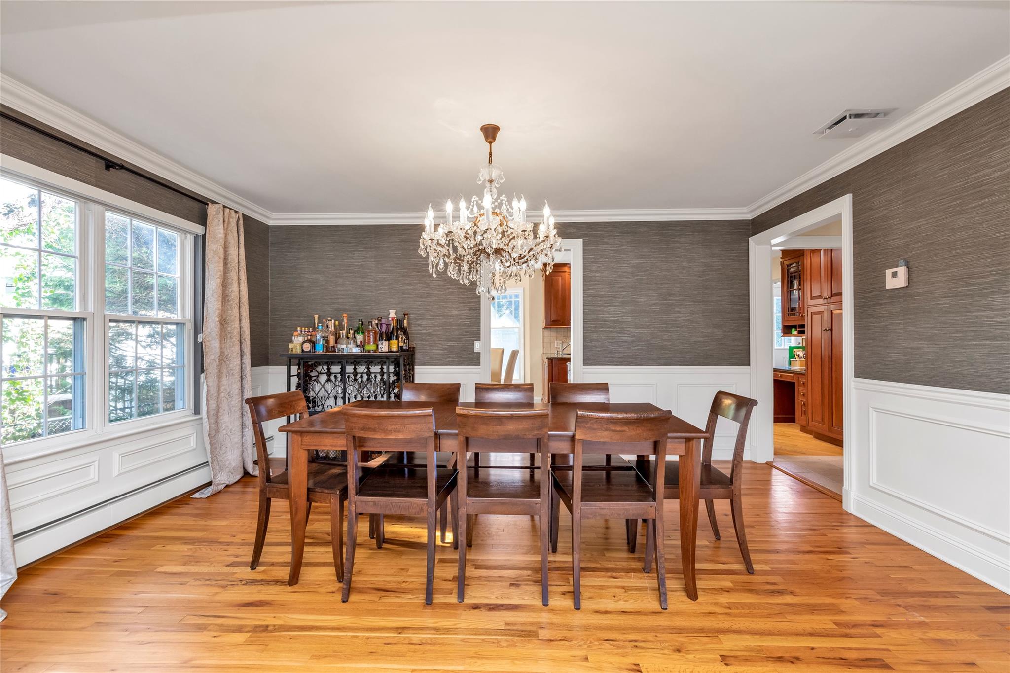 21 Chestnut Avenue, Glen Head, New York image 7