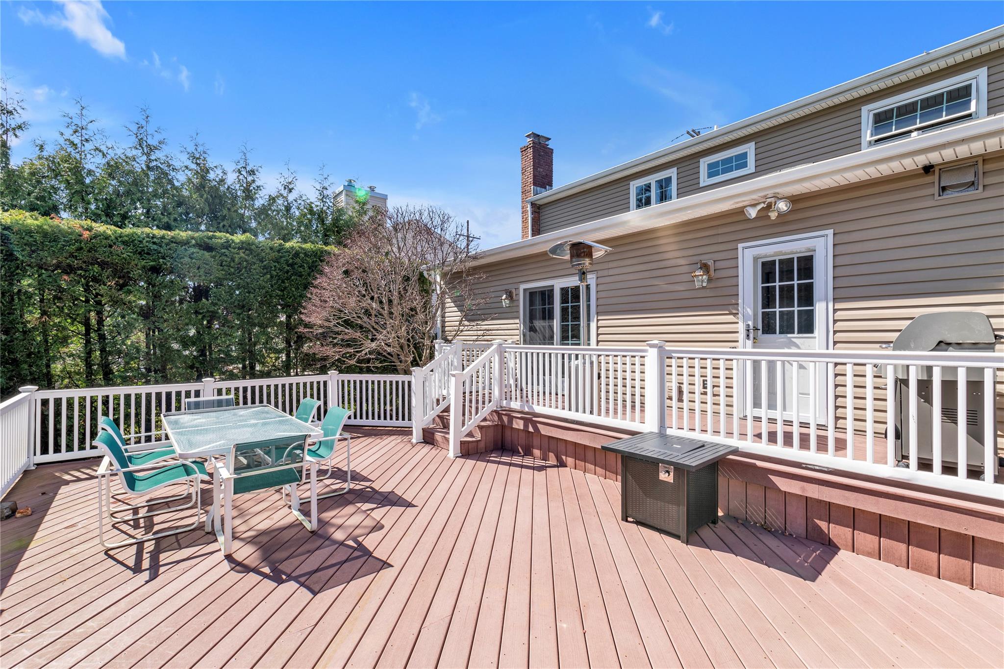 21 Chestnut Avenue, Glen Head, New York image 29