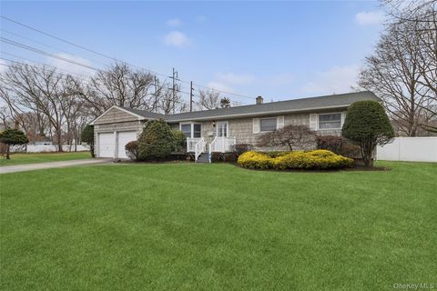 72 Jarvin Road Port Jefferson NY 11776