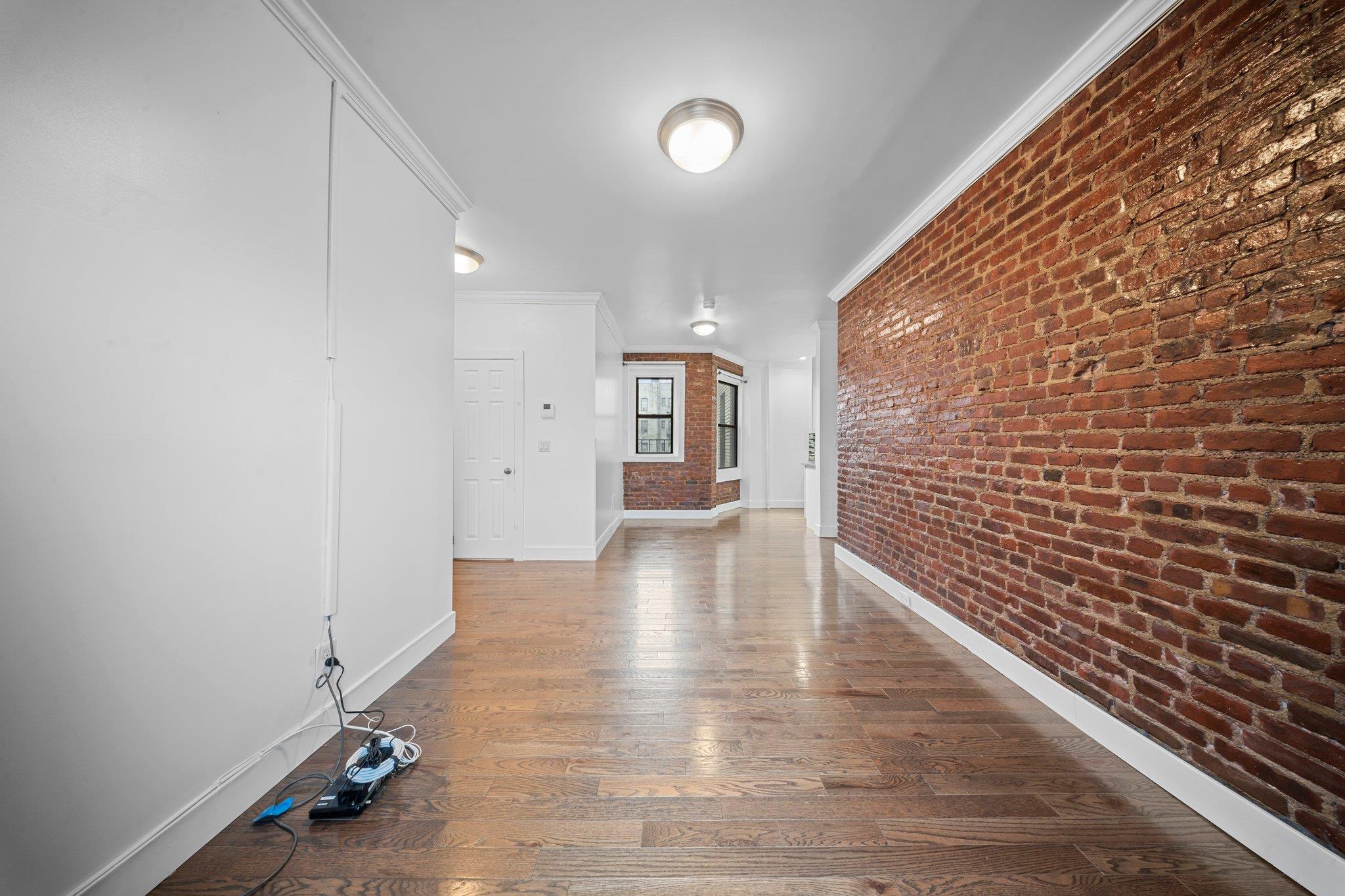 21-06 35th Street St #3E, Astoria, New York image 3